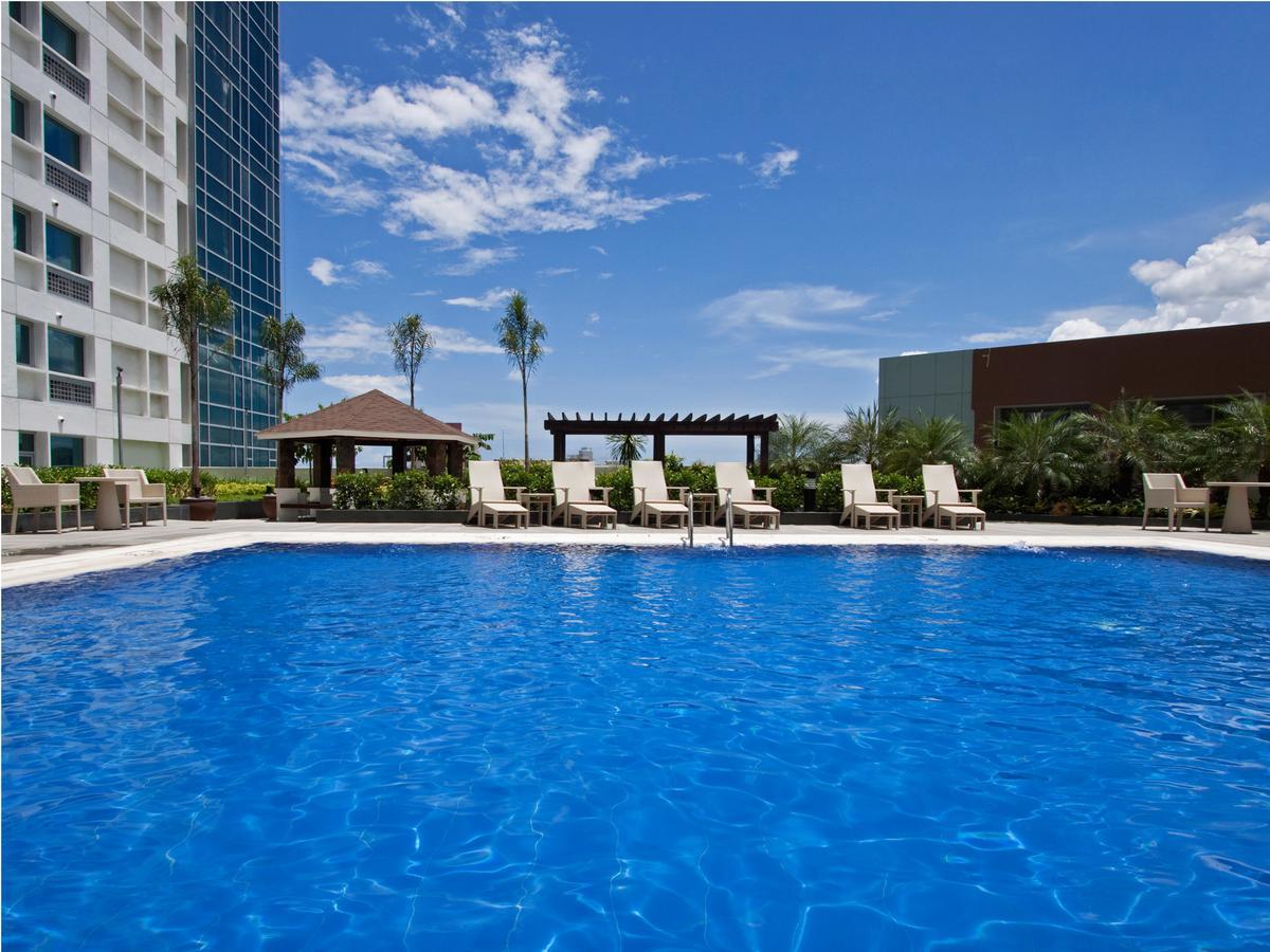 เควส เซอร์วิส เรสซิเดนซ์ Apartment Cebu ภายนอก รูปภาพ